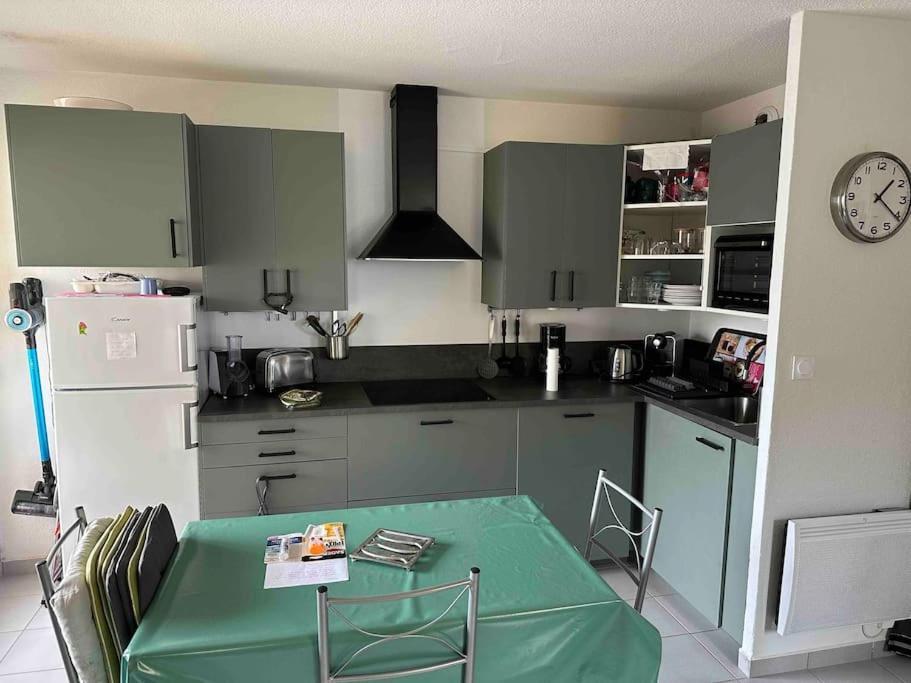 Appartement Face A La Mer Canet En Roussillon エクステリア 写真